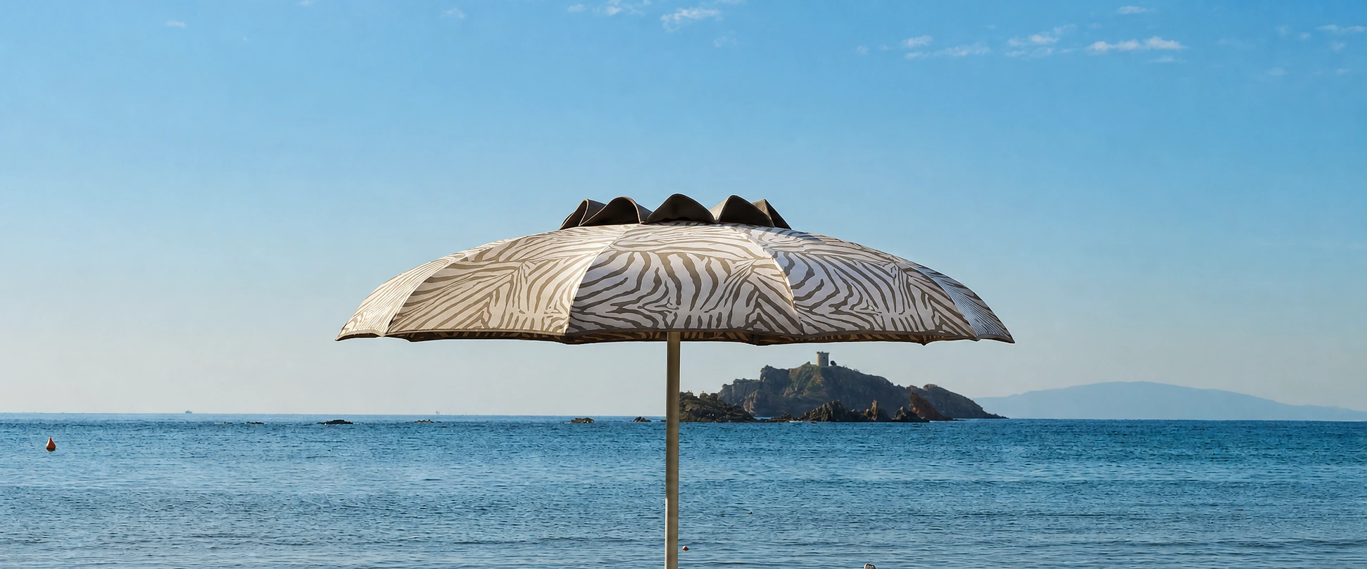 Source con Soffietto in un ambiente outdoor sul mare